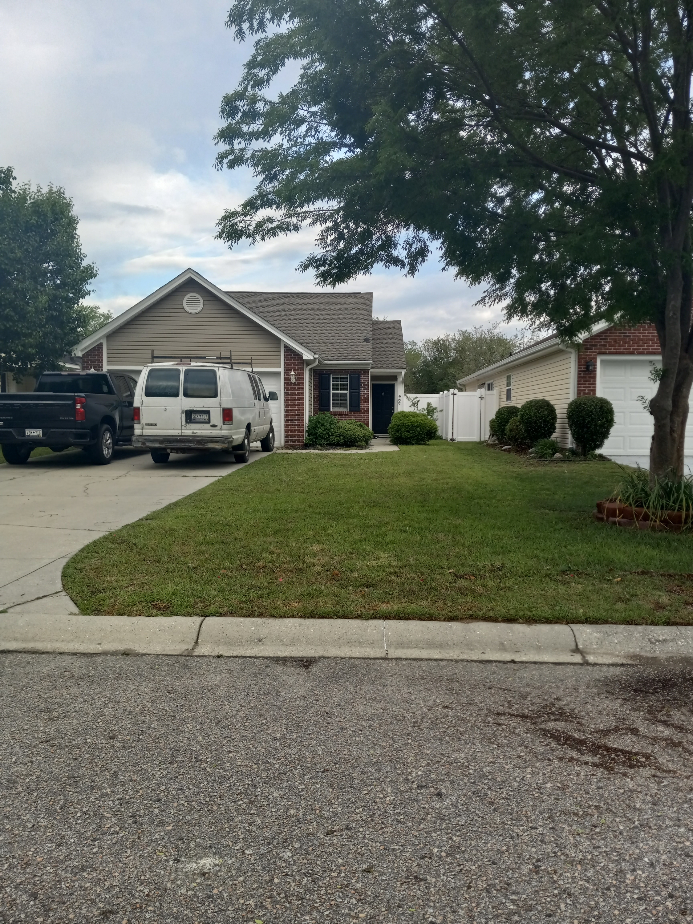 407 Dandelion Lane